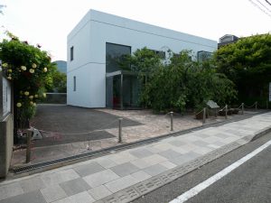 横浜山手デンタルクリニック 駐車場